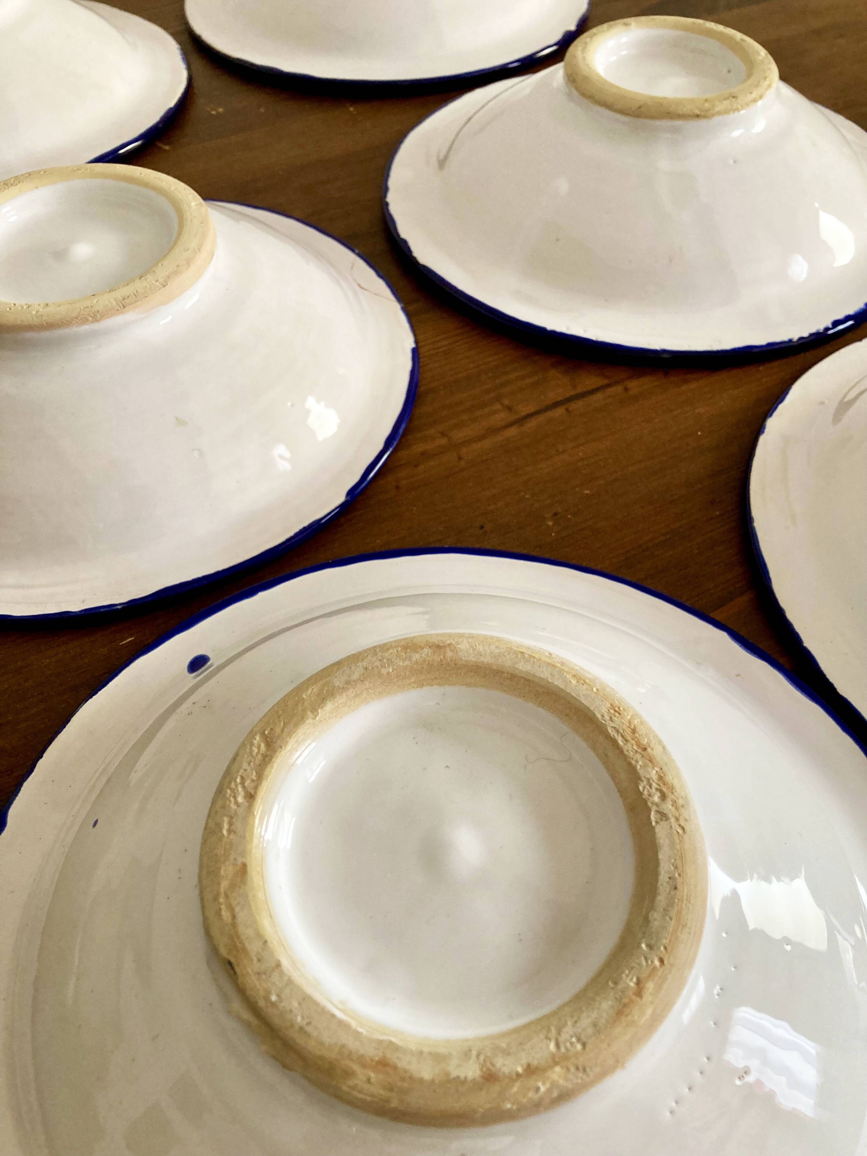 Mediterranean service, large dish and 6 soup plates