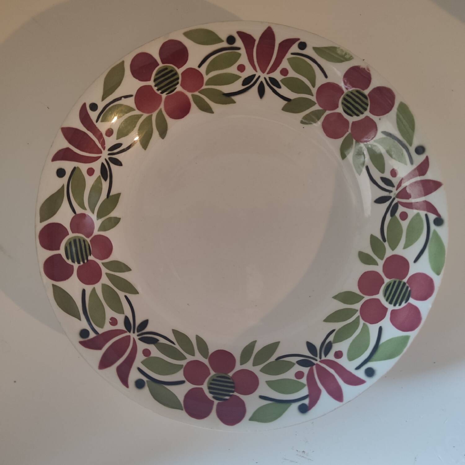 Set of 2 Vintage floral decor soup plates