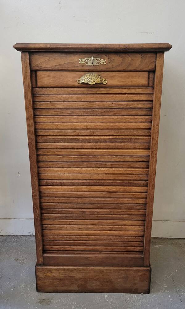 Small curtain binder