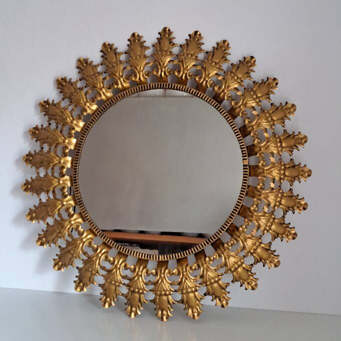 Metal sun mirror