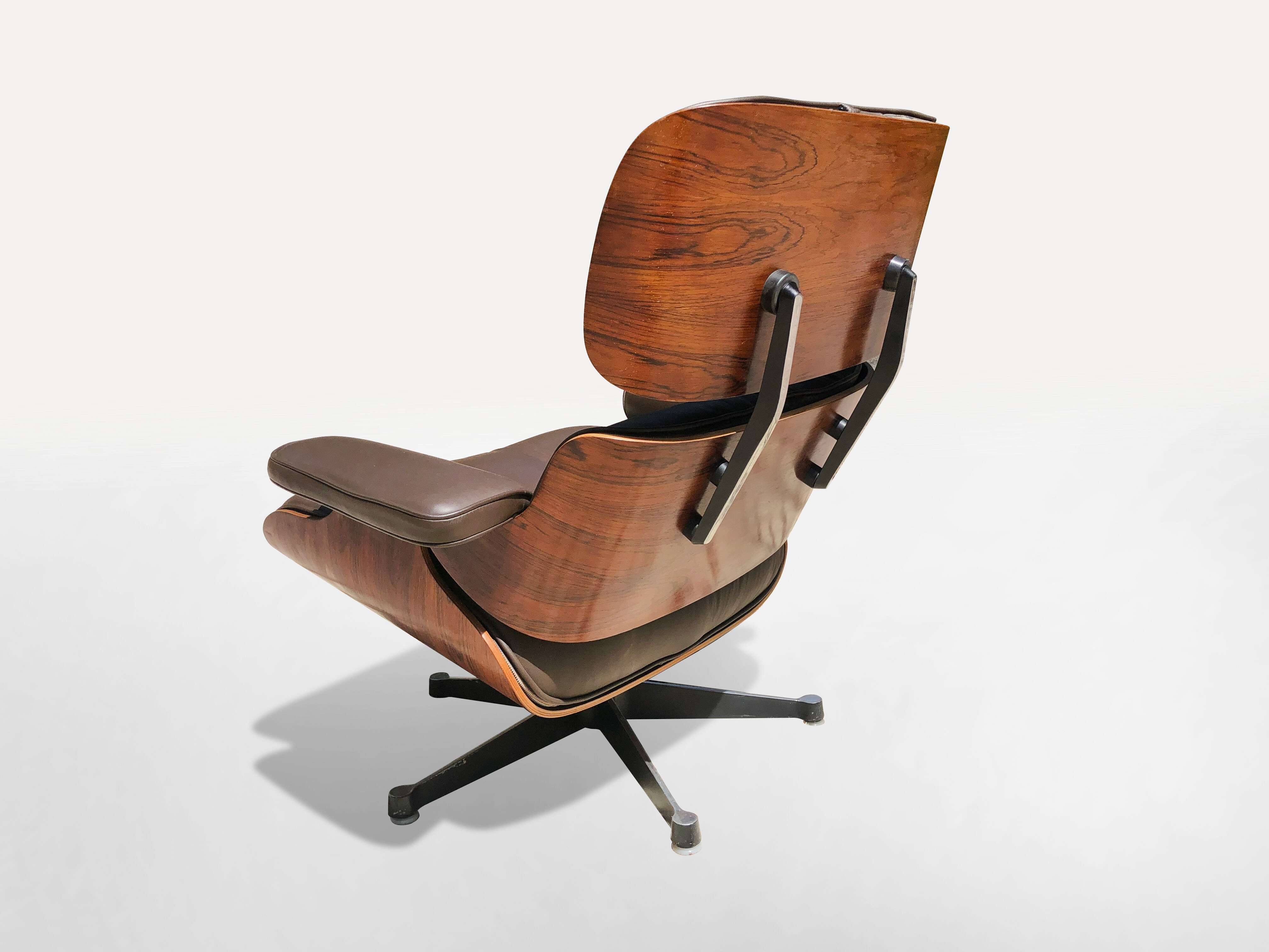 Lounge chair - Ray & Charles Eames - edition mobilier international