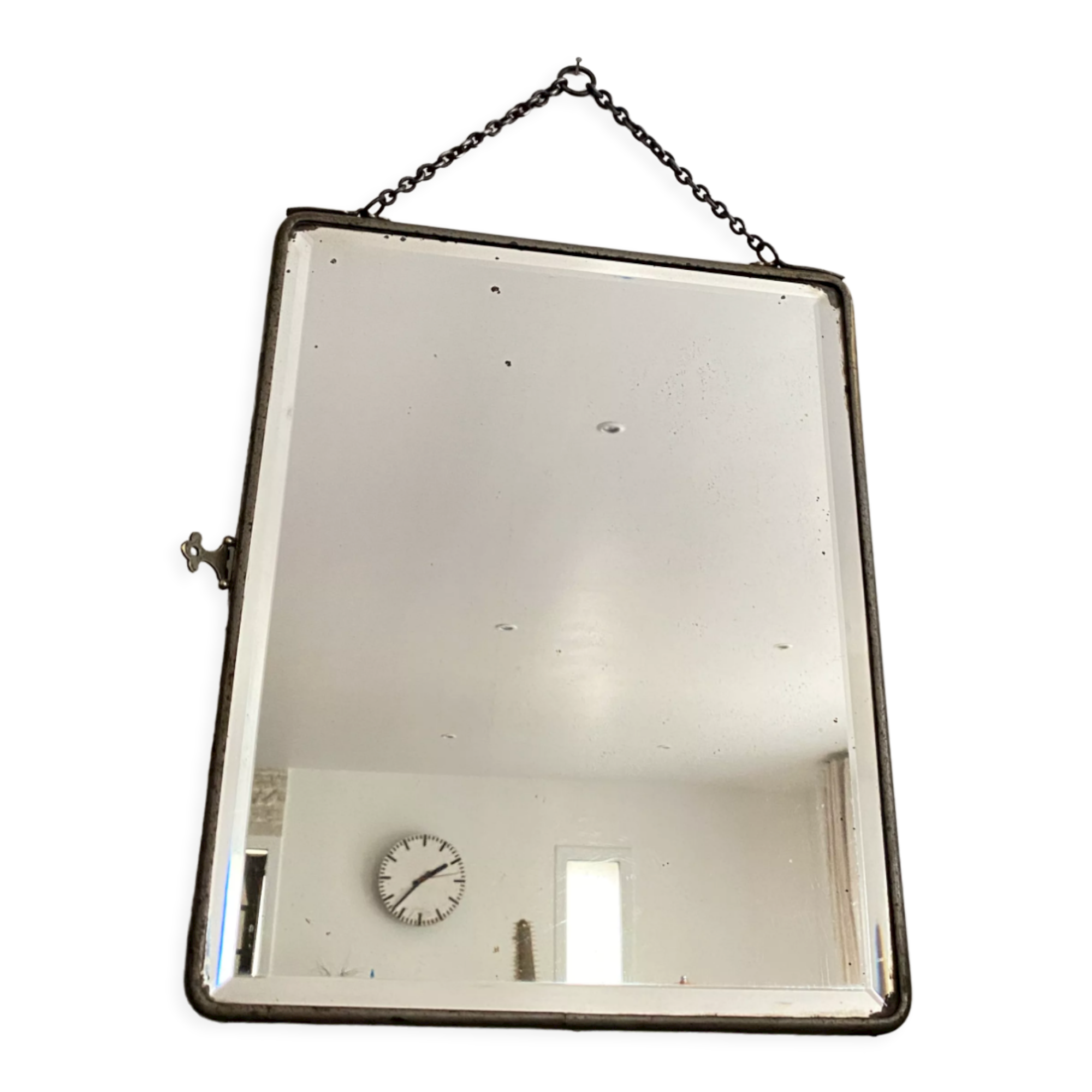 Barber mirror with chain 33 x 28 cm