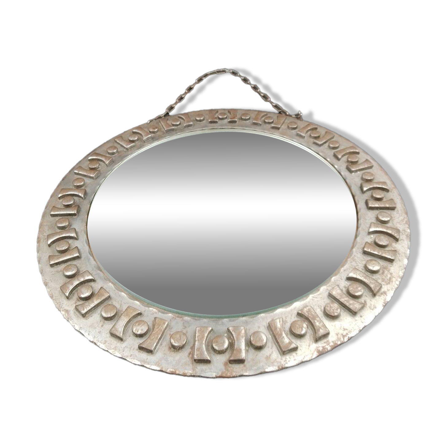 Beautiful brutalist round iron mirror in the RYCKAERT style ATELIER MAROLLES JEAN TOU
