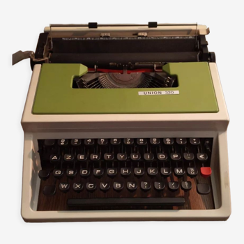 Union 320 typewriter