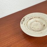 Mid-century Danish studio pottery bowl by Dania Keramik, 1960s.