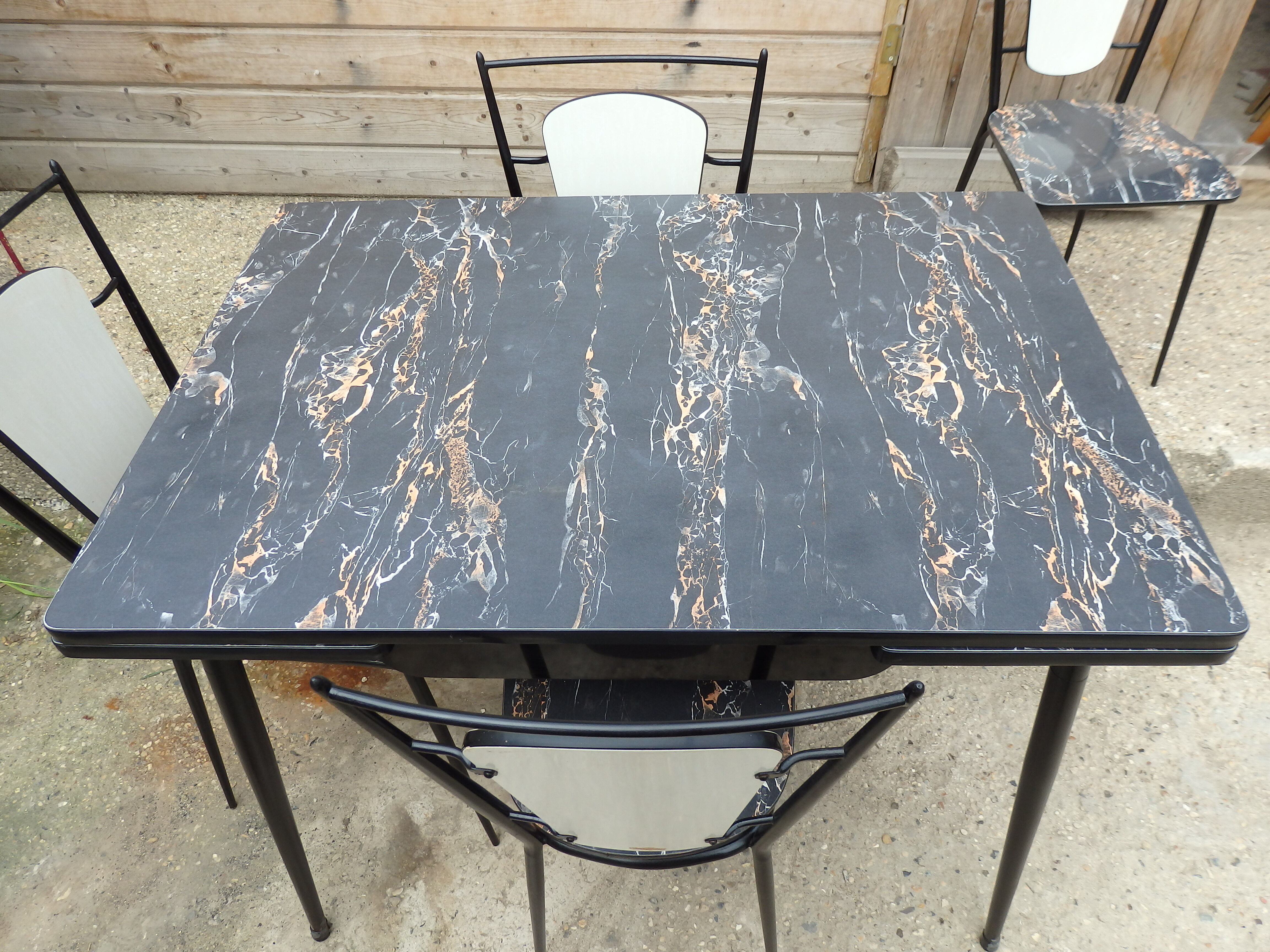 Set table and 4 chairs formica marbled black kitchen