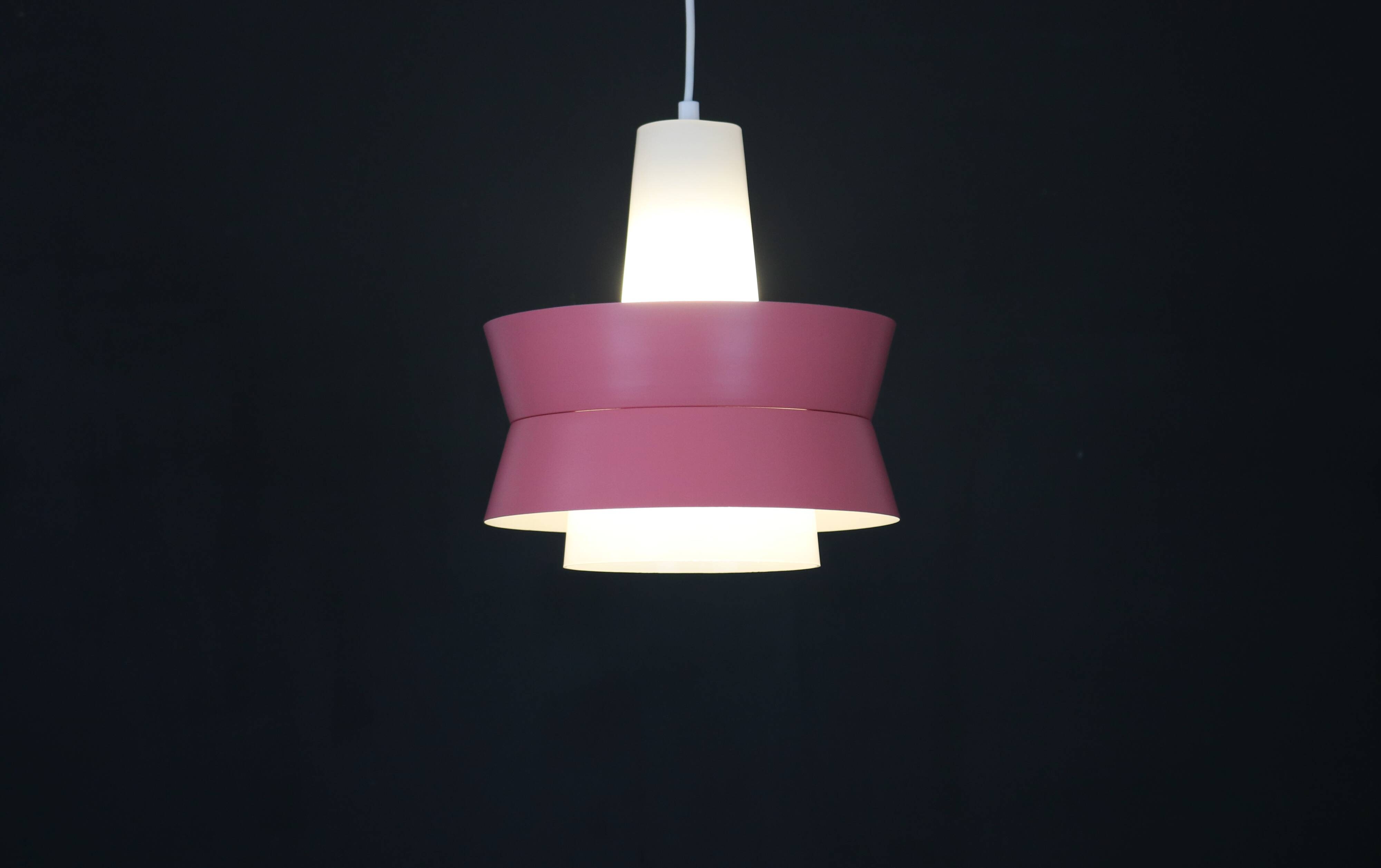 Superbe plafonnier danois rose restauré *** Design danois *** unique *** Danemark années 1970