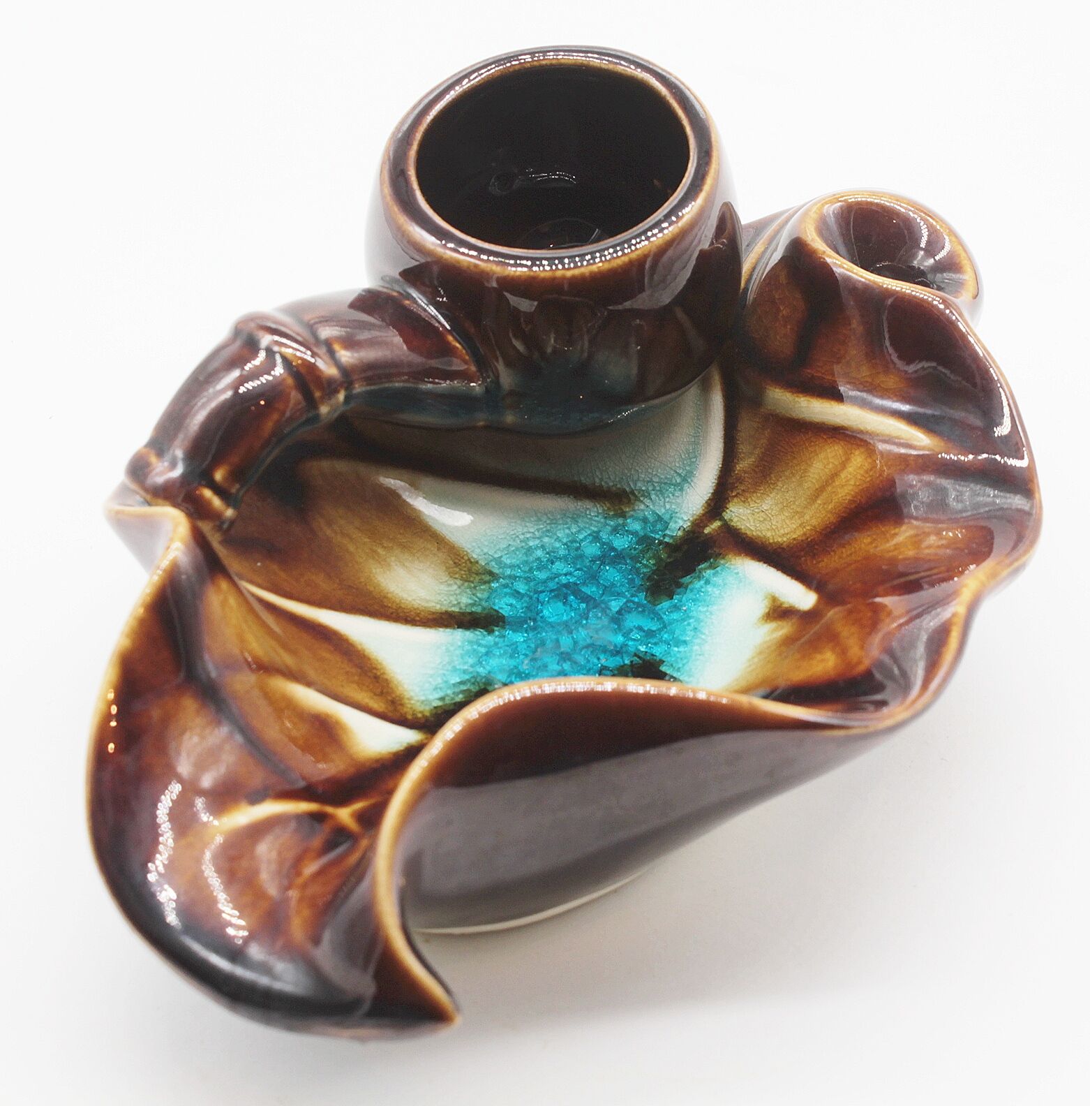 Ceramic pipe-shaped ashtray