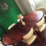 Extendable rosewood table