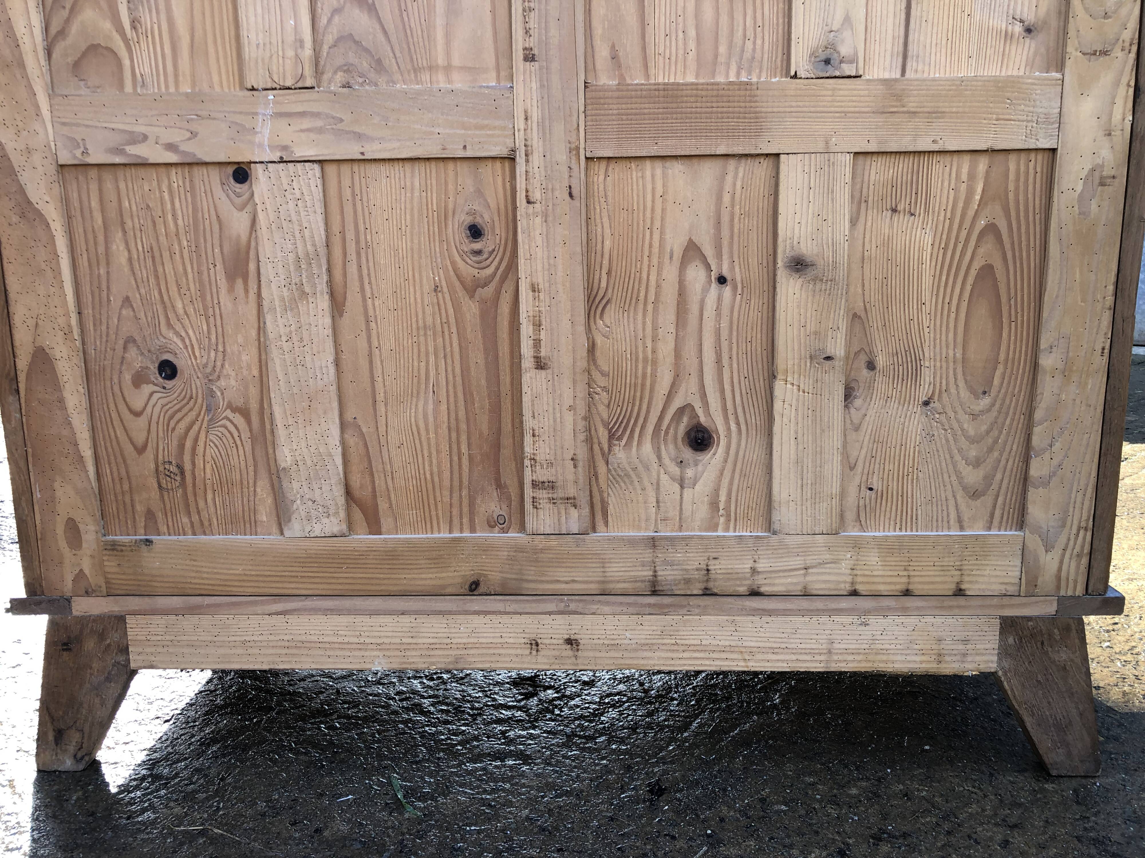 Vintage René Gabriel oak wardrobe with 2 doors from the reconstruction period.