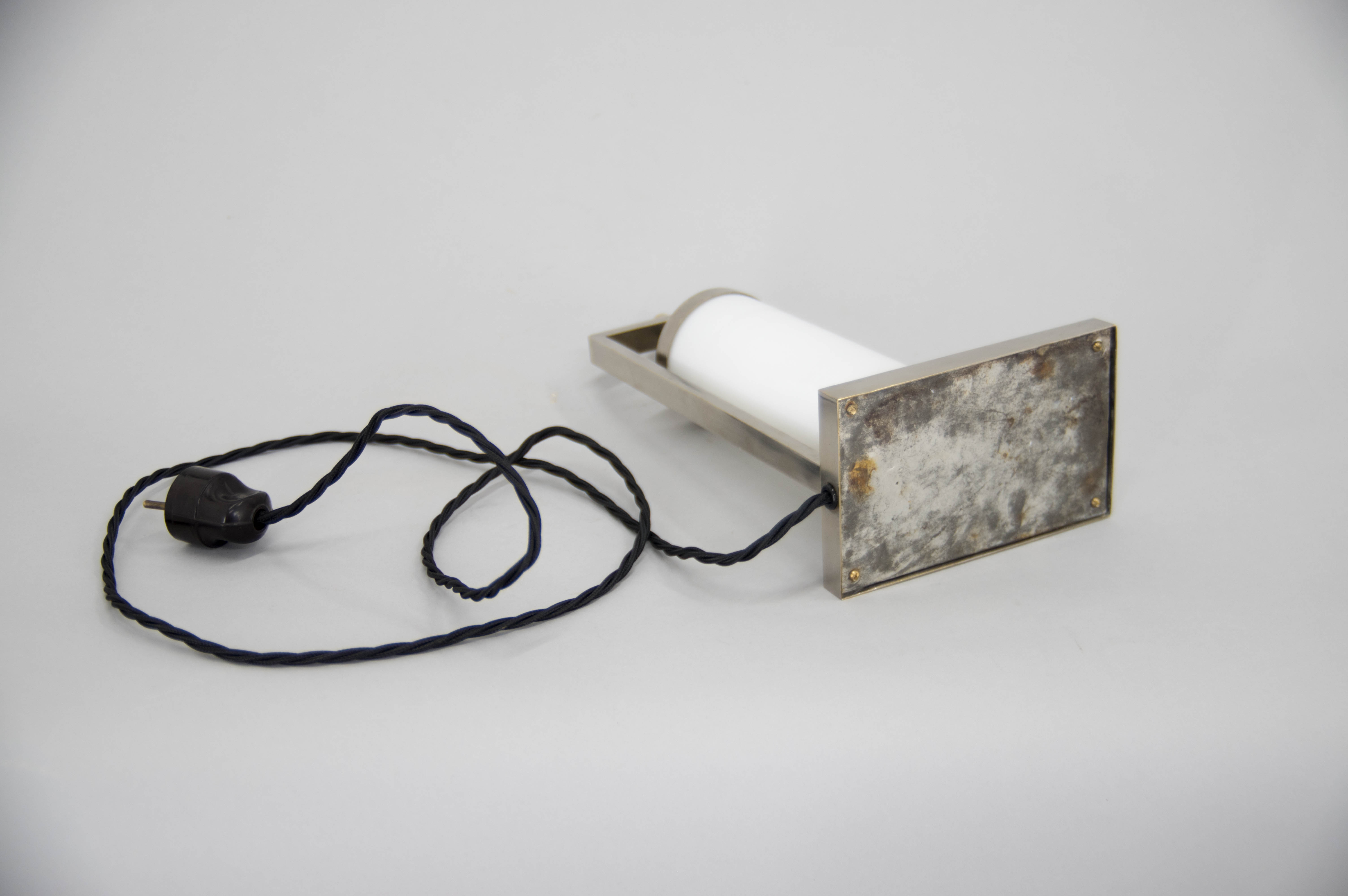 Bauhaus / functionalist table or bedside lamp, 1930s