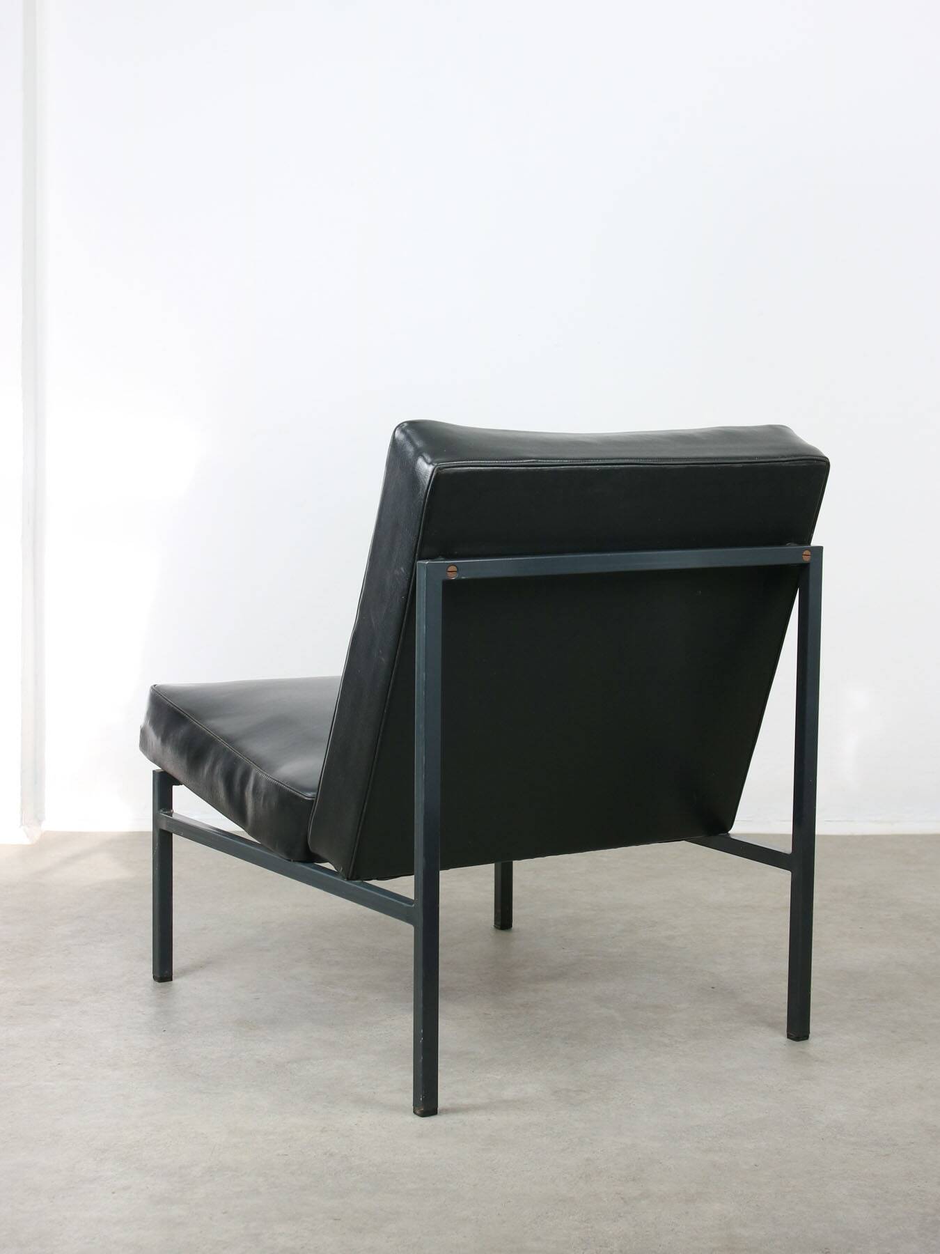Fauteuil lounge vintage noir de Stol Kamnik, 1960s