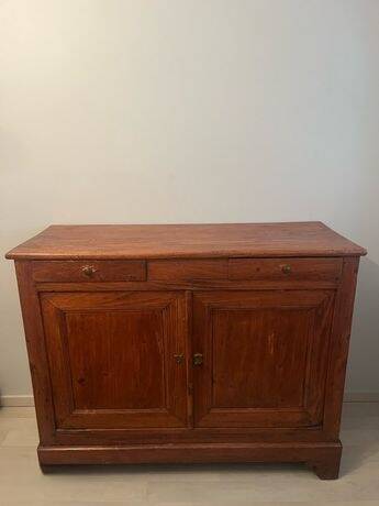 Small antique wooden chest of drawers – rustic country style