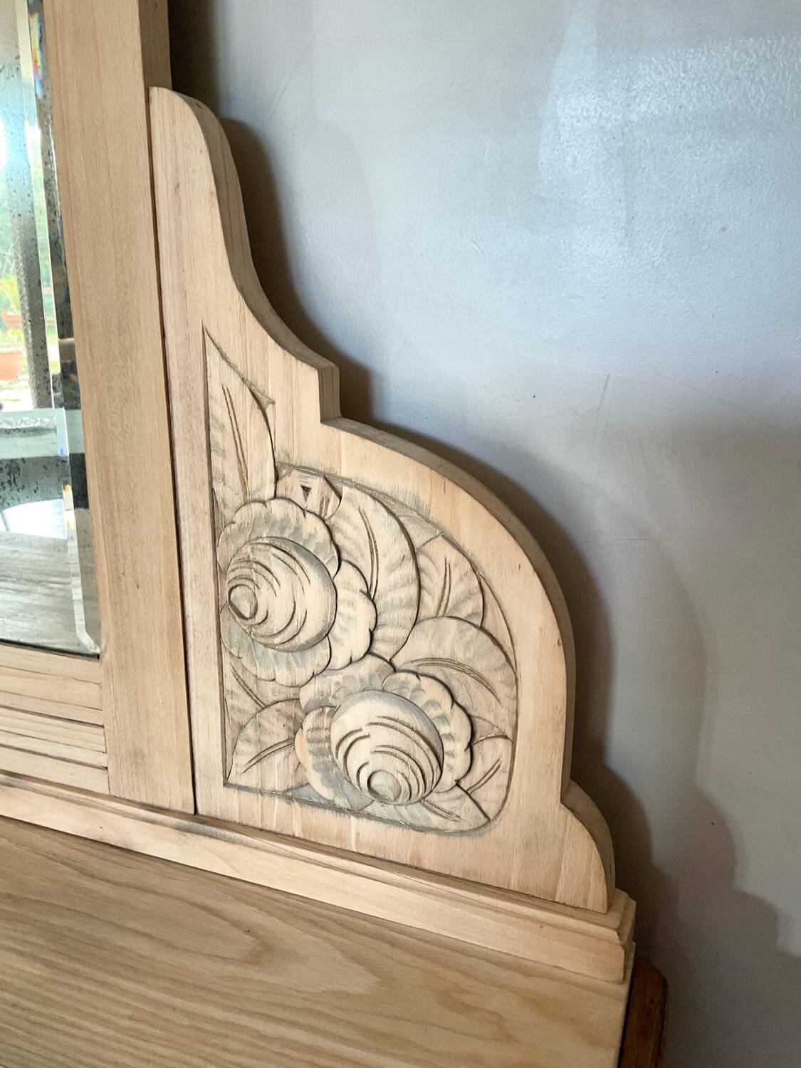 Art Deco dresser and chest of drawers.