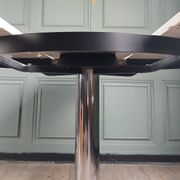 Table à manger "Pelikan" extensible. Esprit Florence Knoll. Roche Bobois 70
