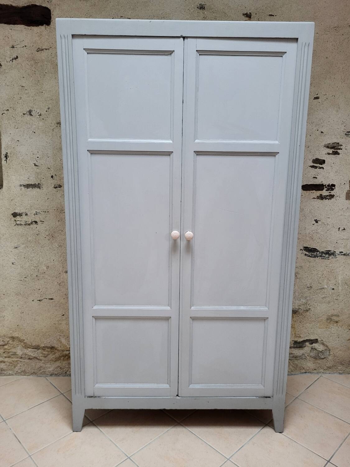 Armoire parisienne