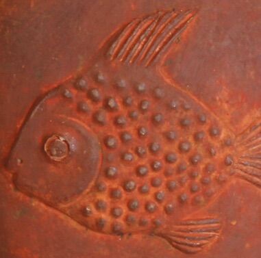 Pair of vase with decoration of fish