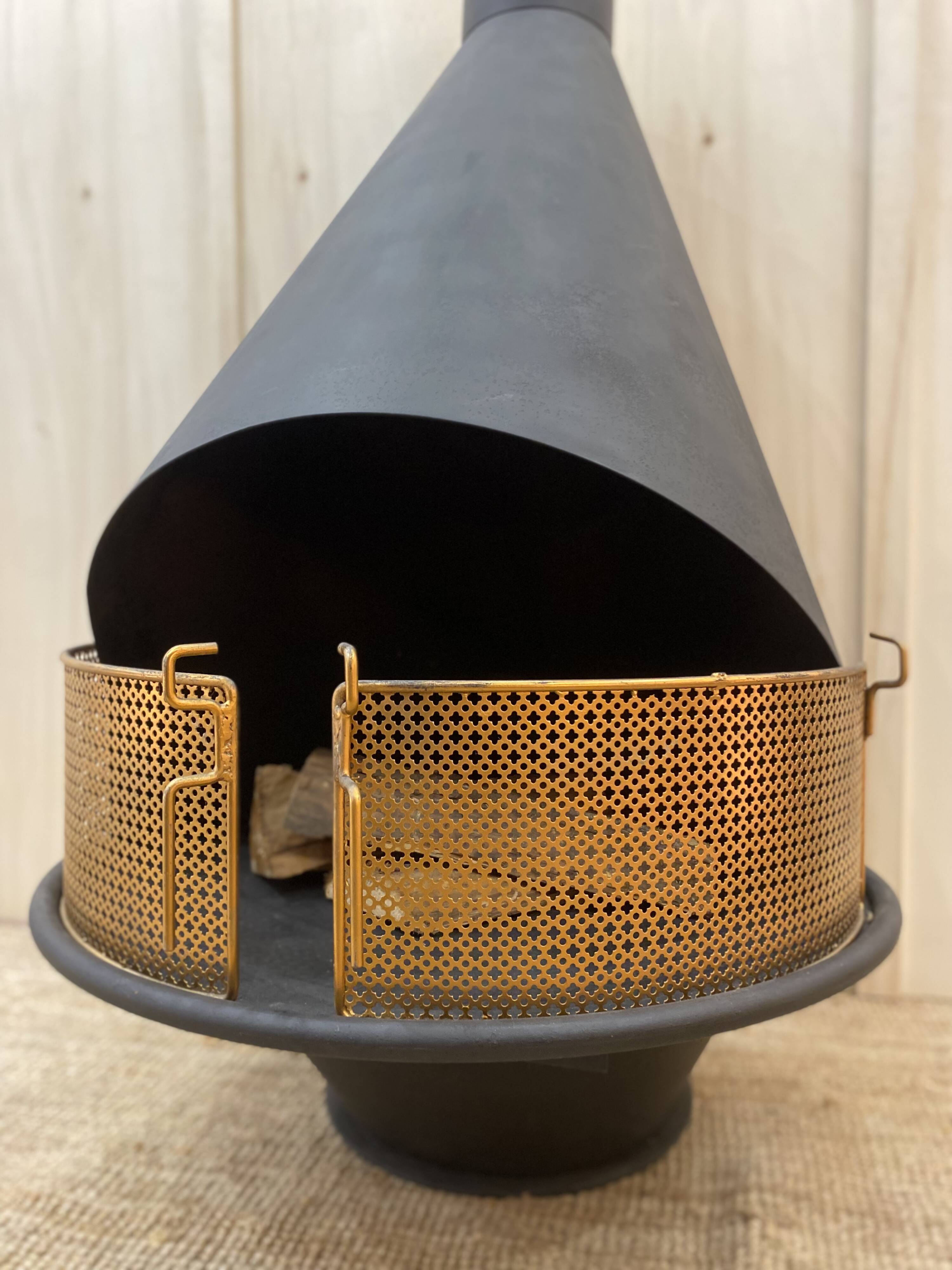 Open fireplace - 1970s