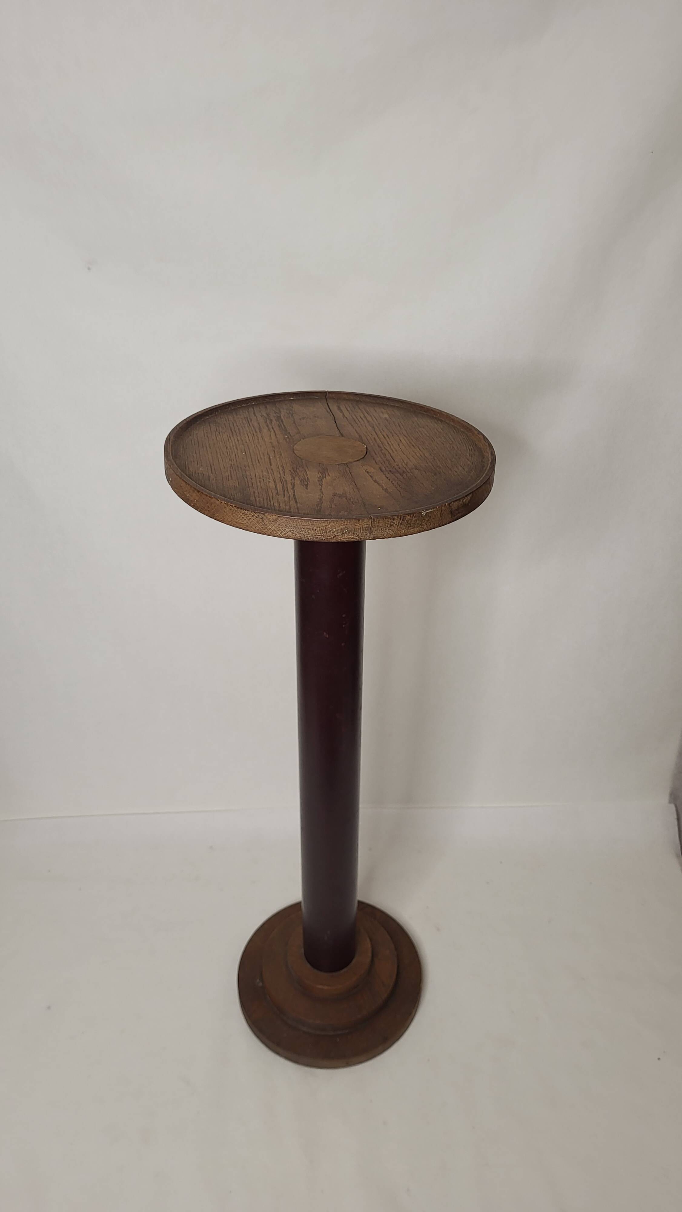 Art Deco pedestal table
