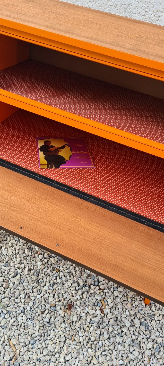 Hi-fi unit redesigned into storage unit