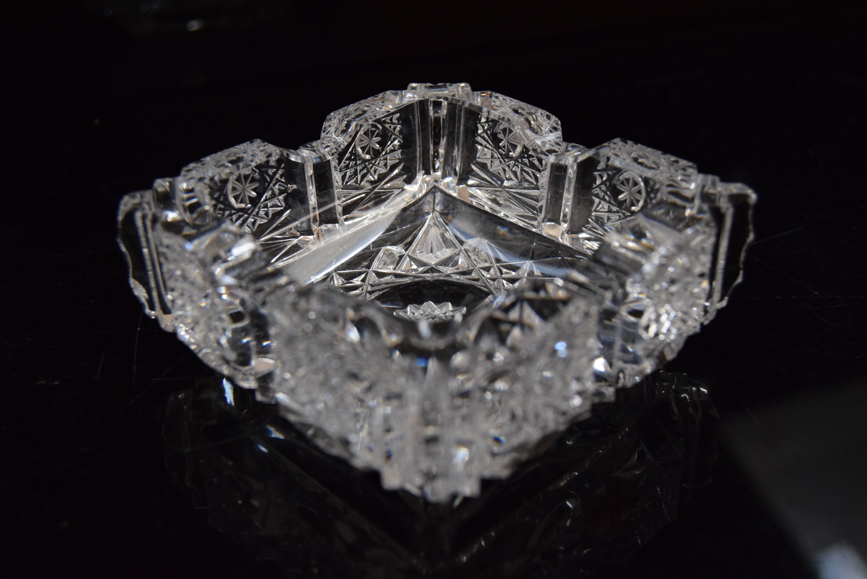 Paire de cendriers, verre en cristal taillé, bohême, années 1960