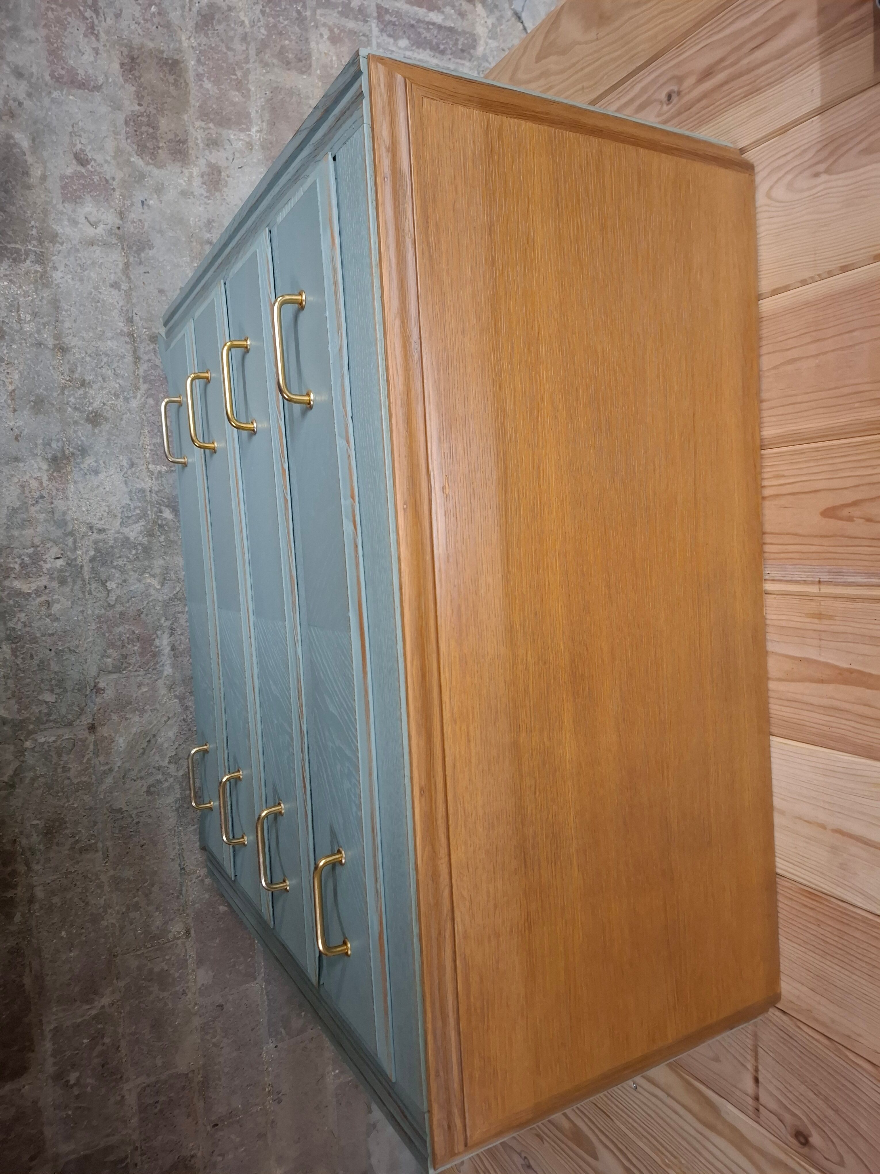Commode