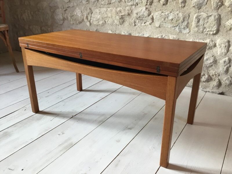 Liftable coffee table