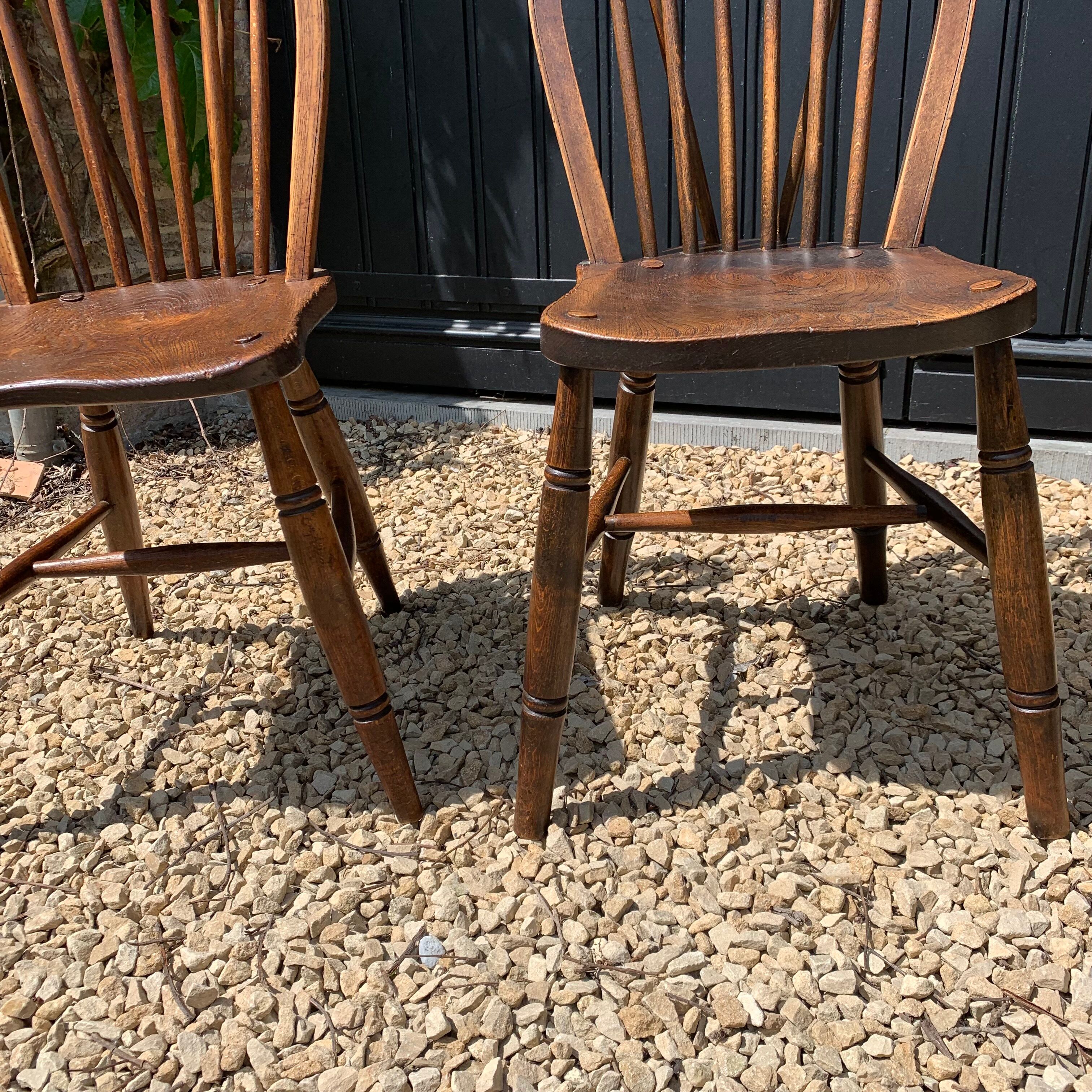 Set of 4 Windsor Sack-back chairs