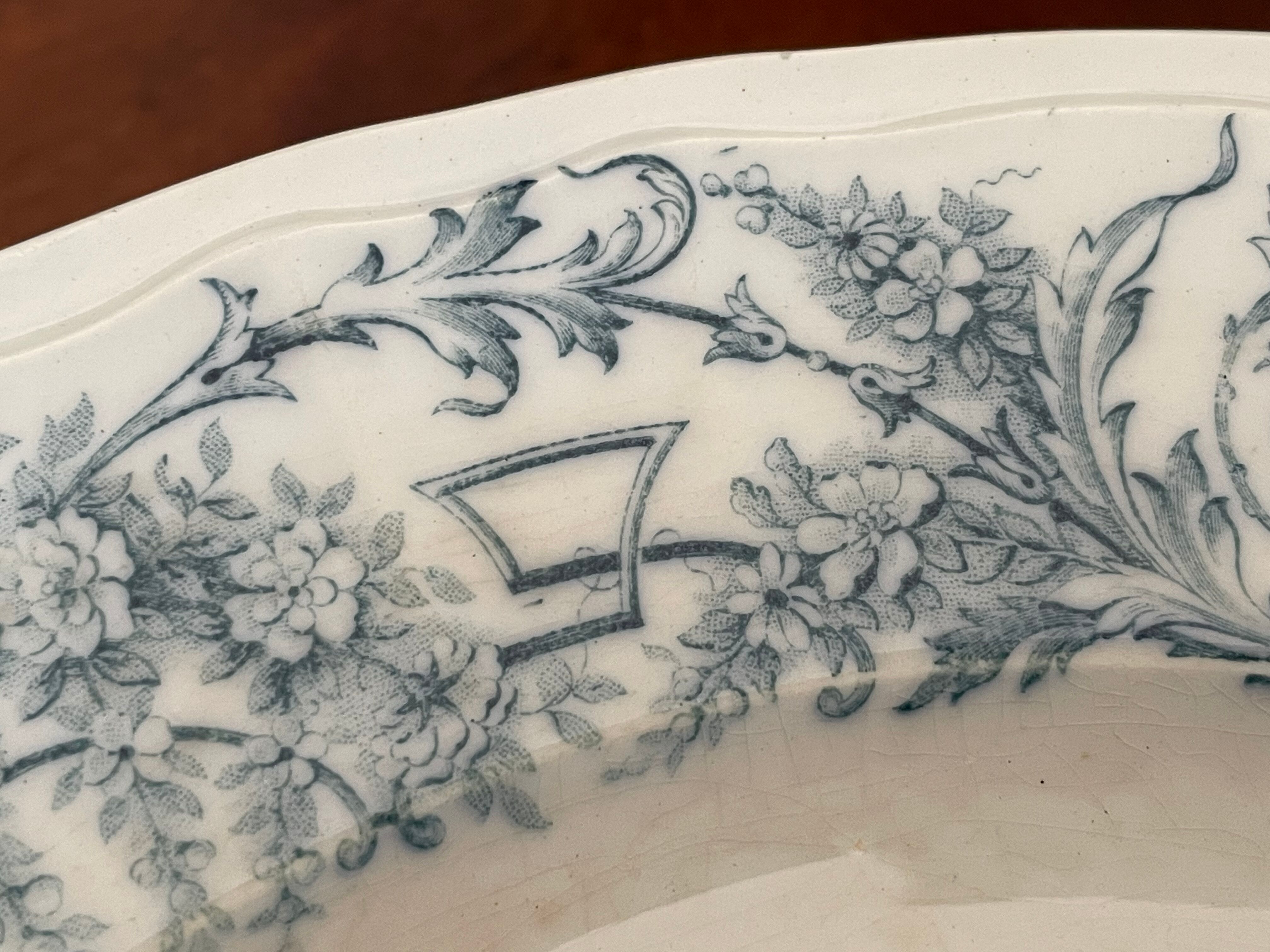 8 St Amand and Hamage iron earth plates