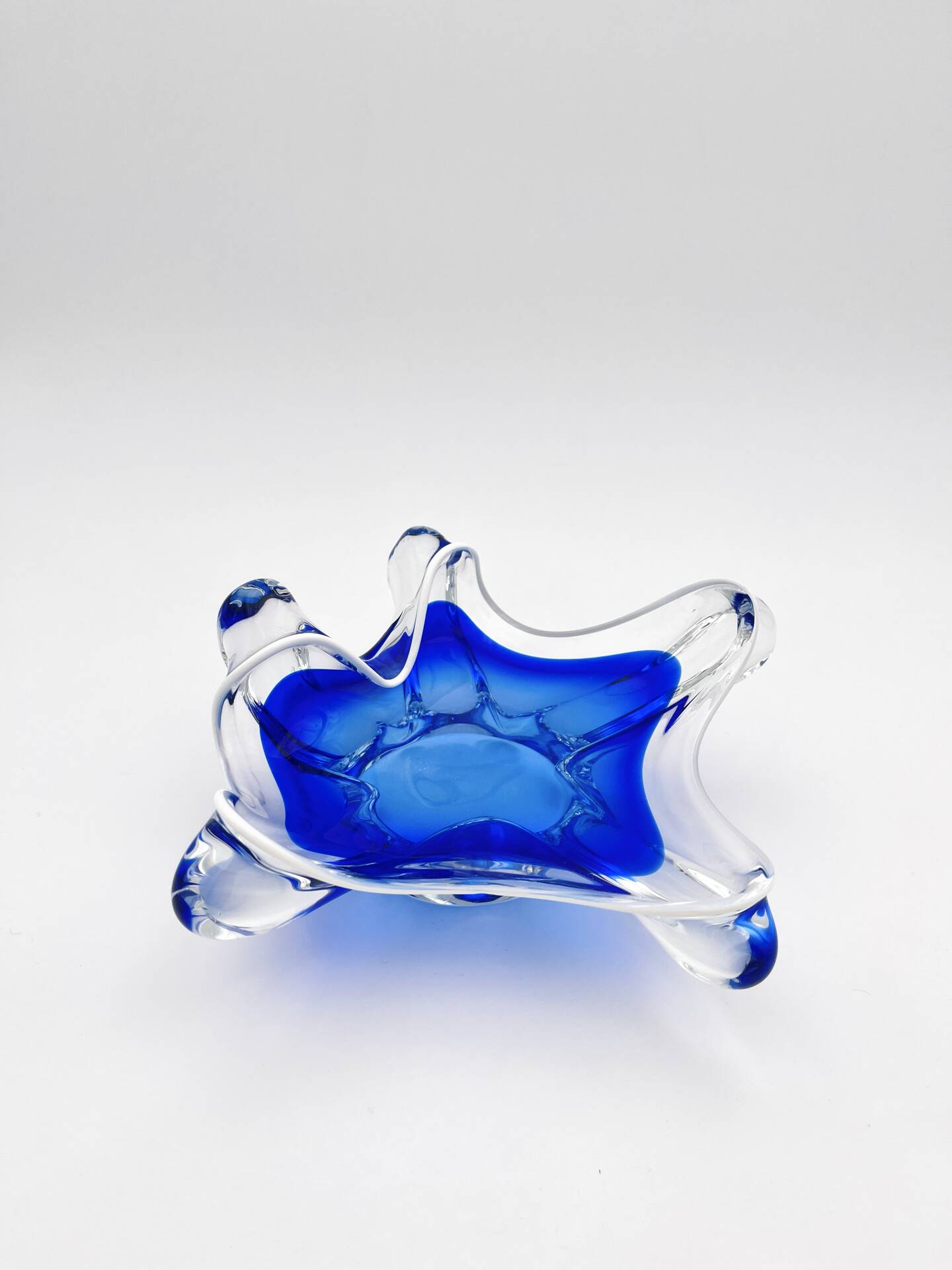 Cup Josef Hospodka Chribska Cristal Bleu Cobalt White Trim 24cm