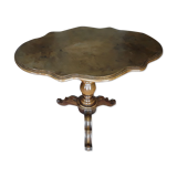 Violin table