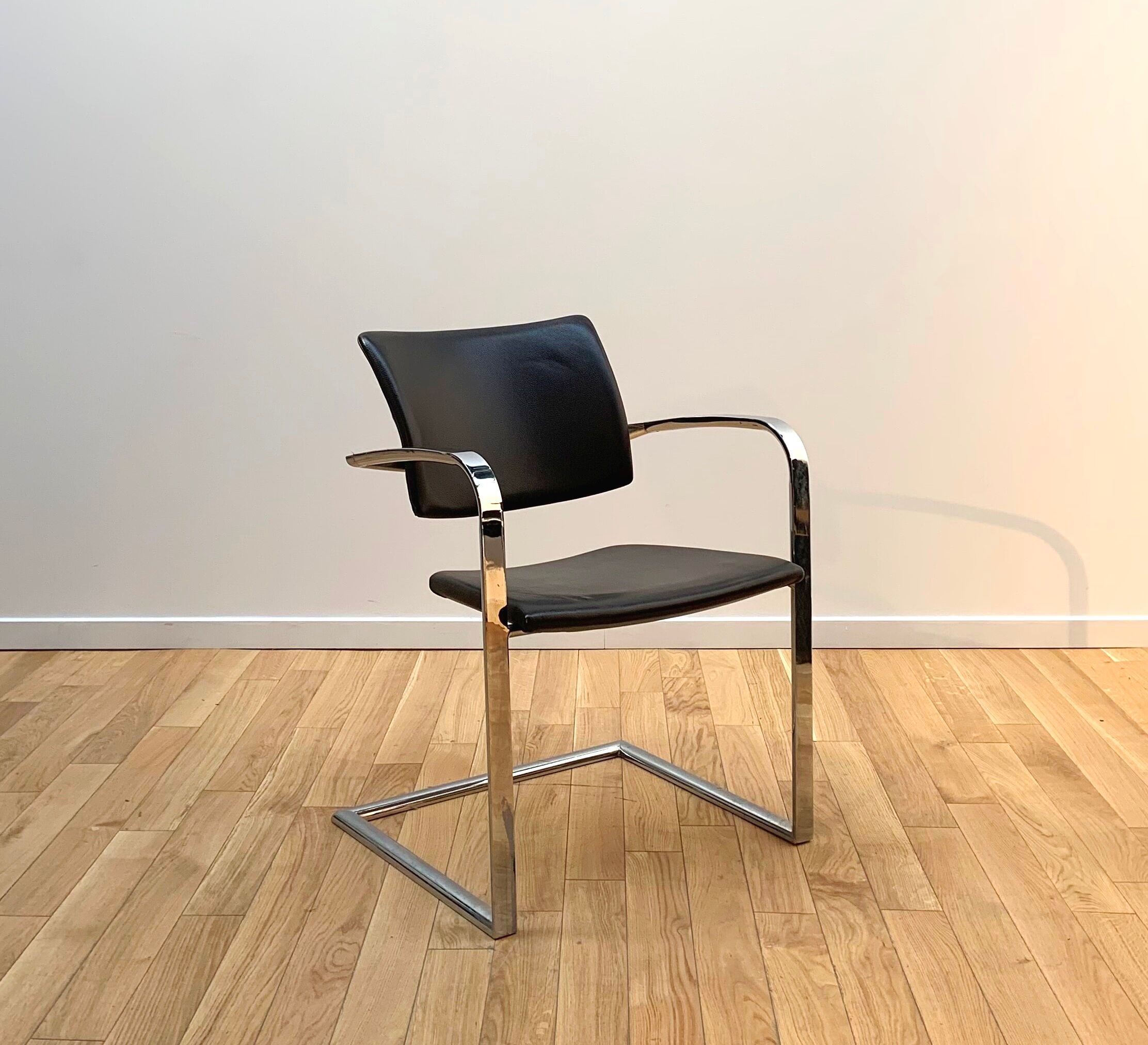 Armchair BCN 20, Joseph Lluscà for Enea