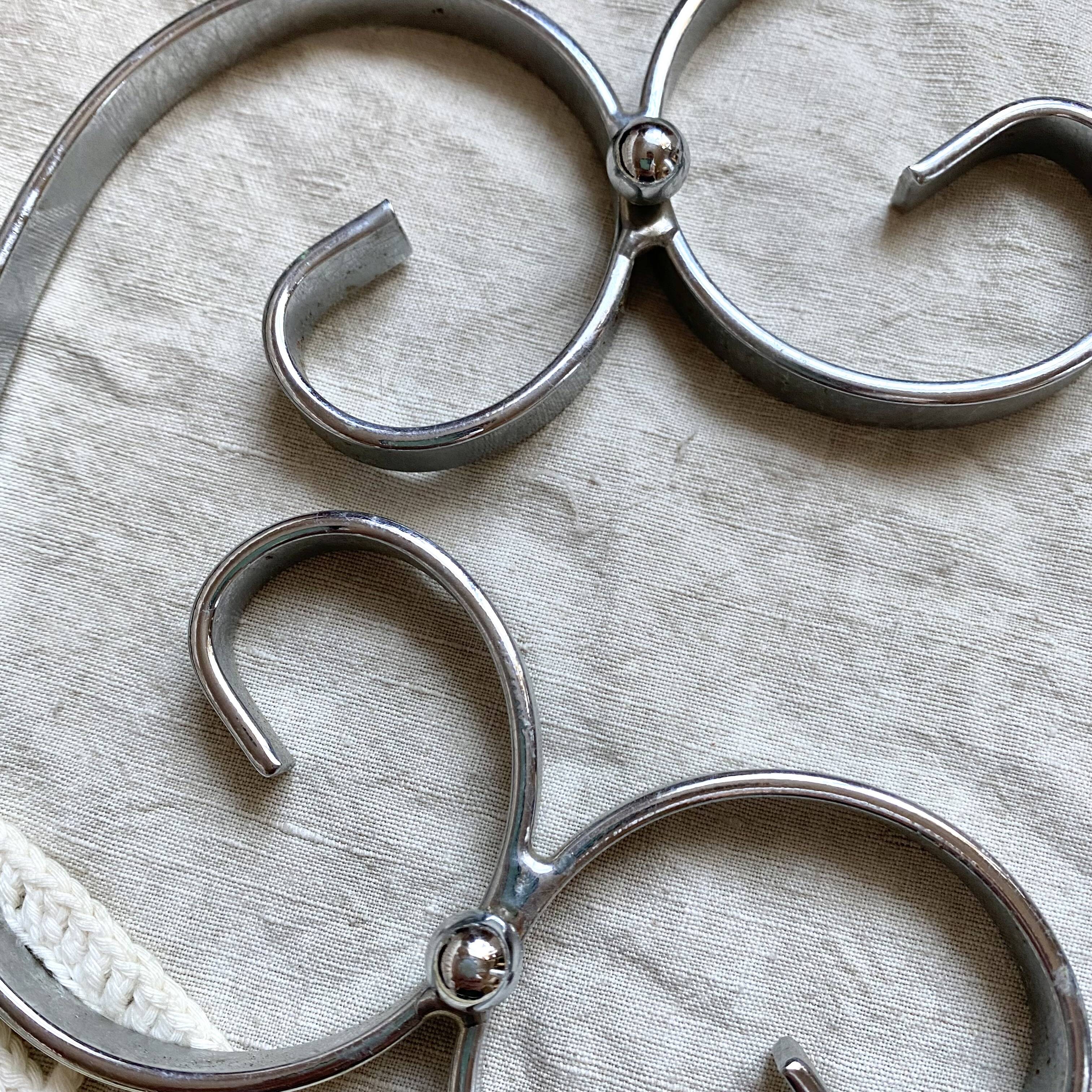 Vintage stainless steel table mat