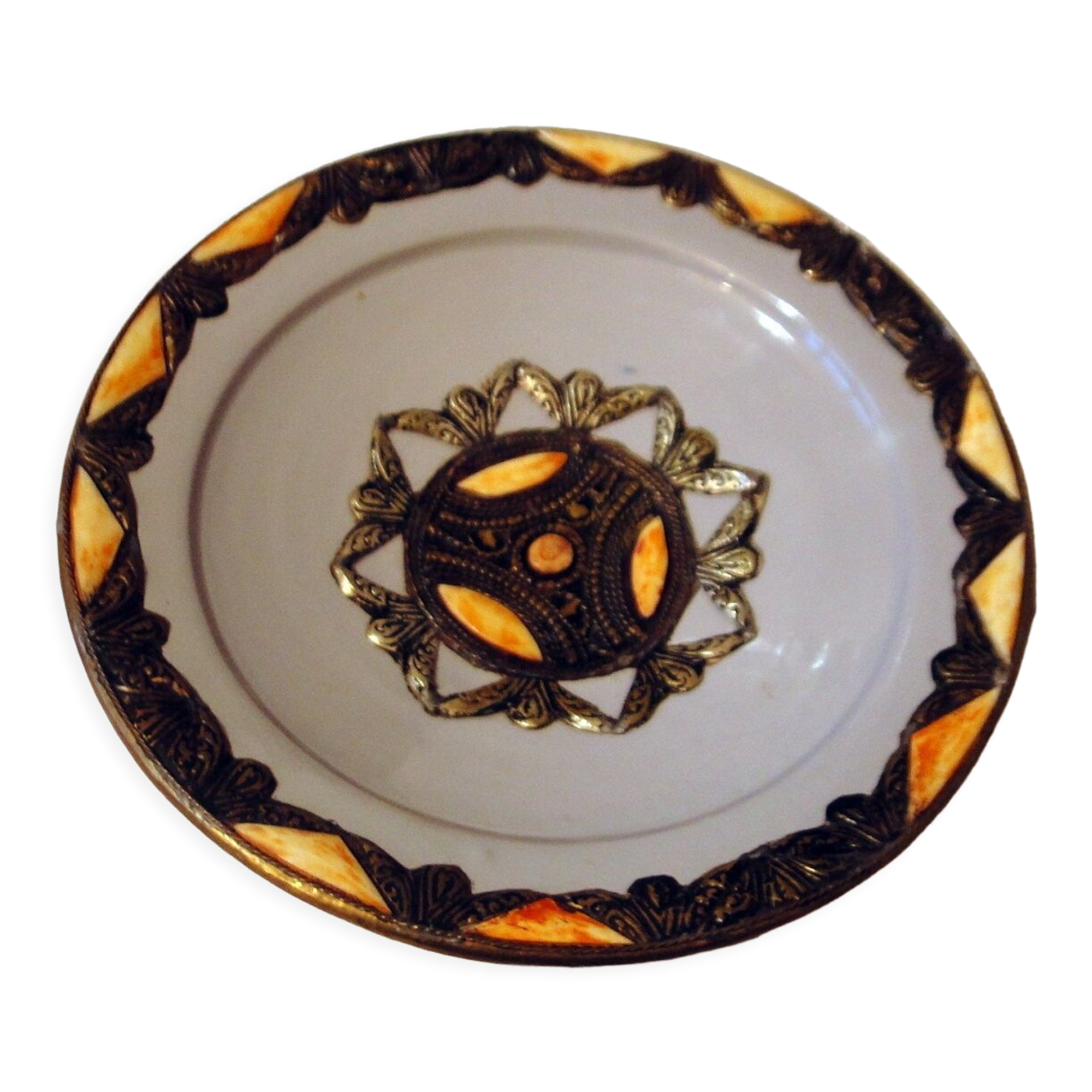 Hollow glazed terracotta dish with oriental decor to hang