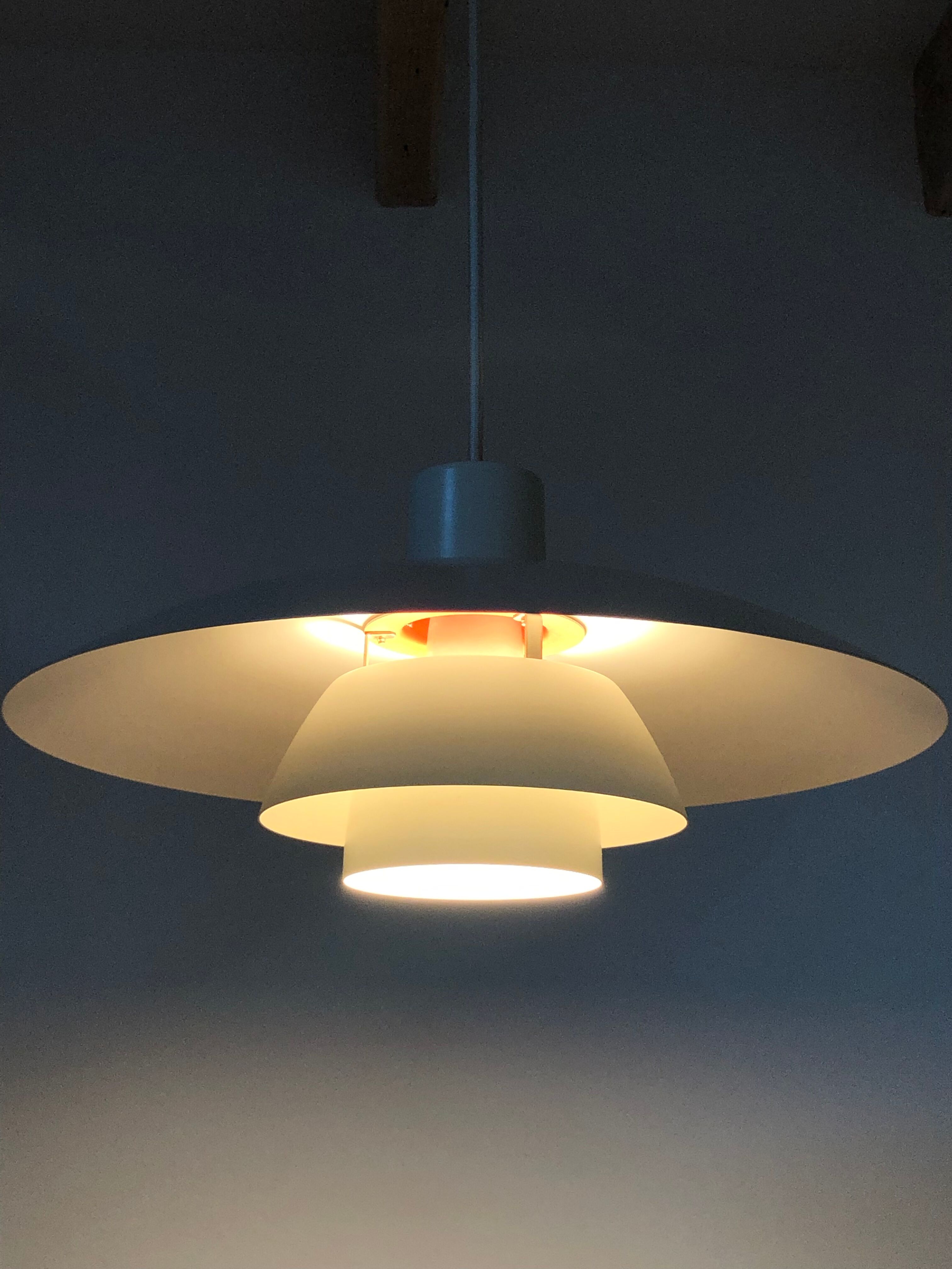 Suspension PH 4/3 Louis Poulsen / White and orange