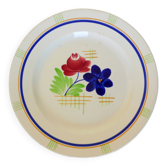 Vintage round serving dish from Gien, model Robinson 2106119.