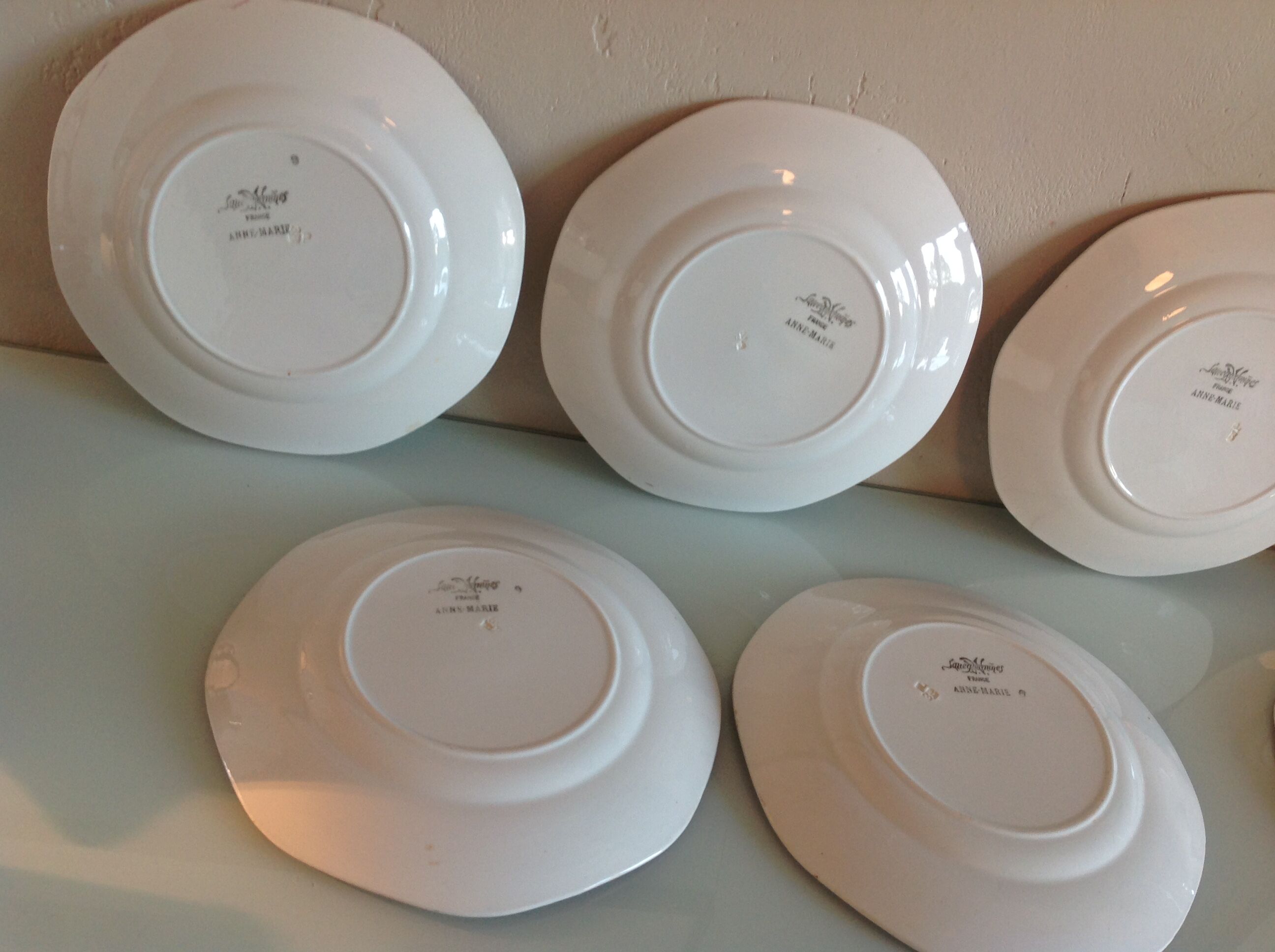 Sept assiettes plates décor Anne Marie des faïenceries de Sarreguemines/ vintage années 50-60