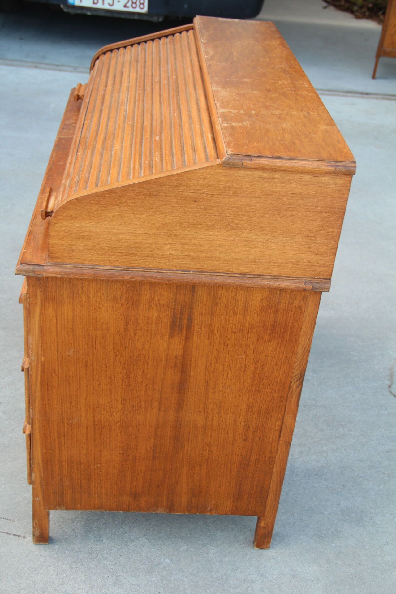 Small art-deco teacher's office