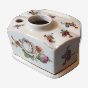 Bougeoir en porcelaine de Limoges