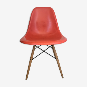 Chair by Charles and Ray Eames for Herman Miller