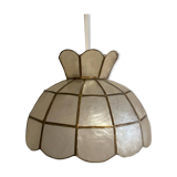 Mother-of-pearl suspension