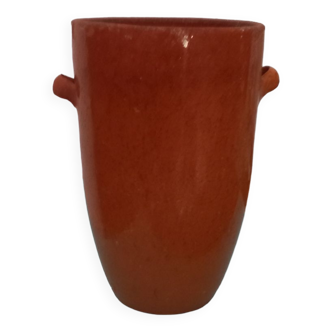 Terracotta pot