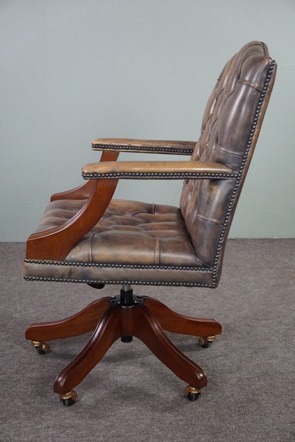 Chesterfield office chair