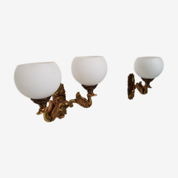 Series of wall light lamps in brass and opaline 70s