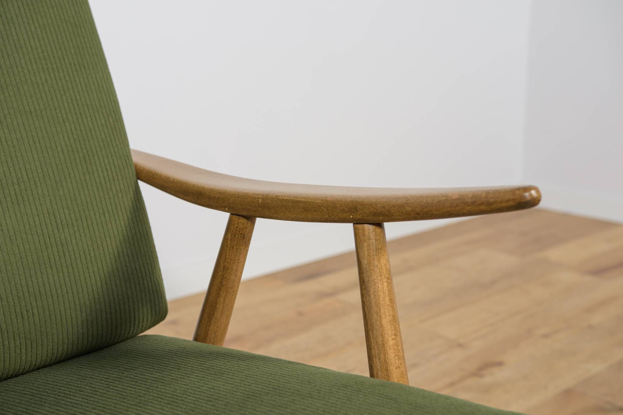 Mid-Century Modern Armchairs from TON, Czechoslovakia, 1960s, Set of 2