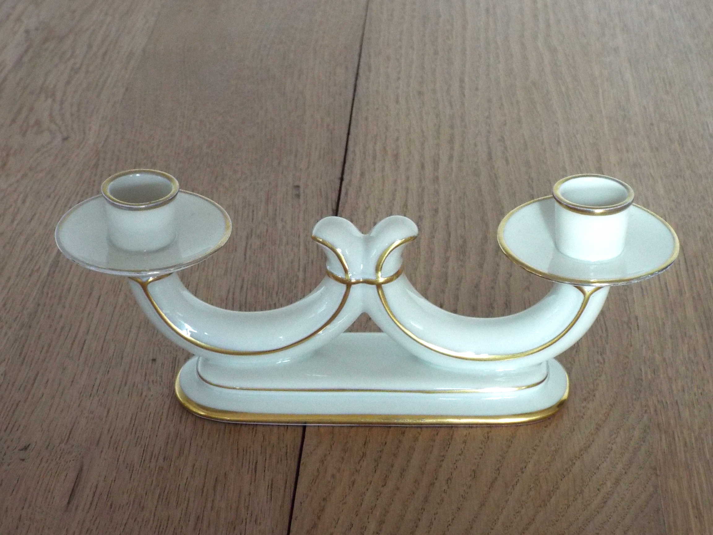 Porcelain candle holder