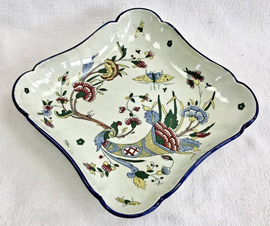 Antique hollow dish Gien cornucopia 1875/1935