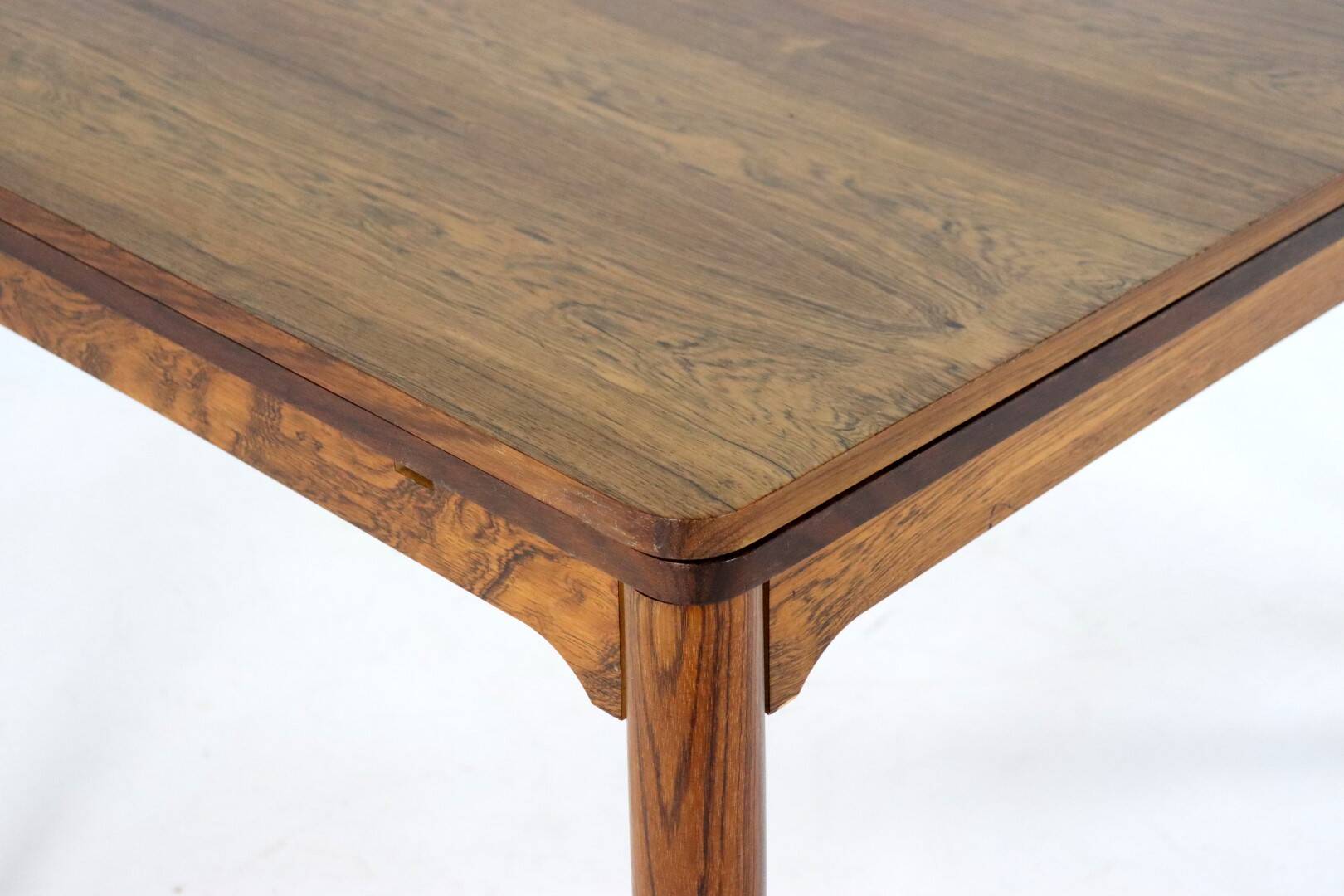 Extendable rectangular dining table in rosewood 'Emmedingen'