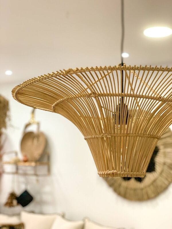 Suspension en rotin naturel