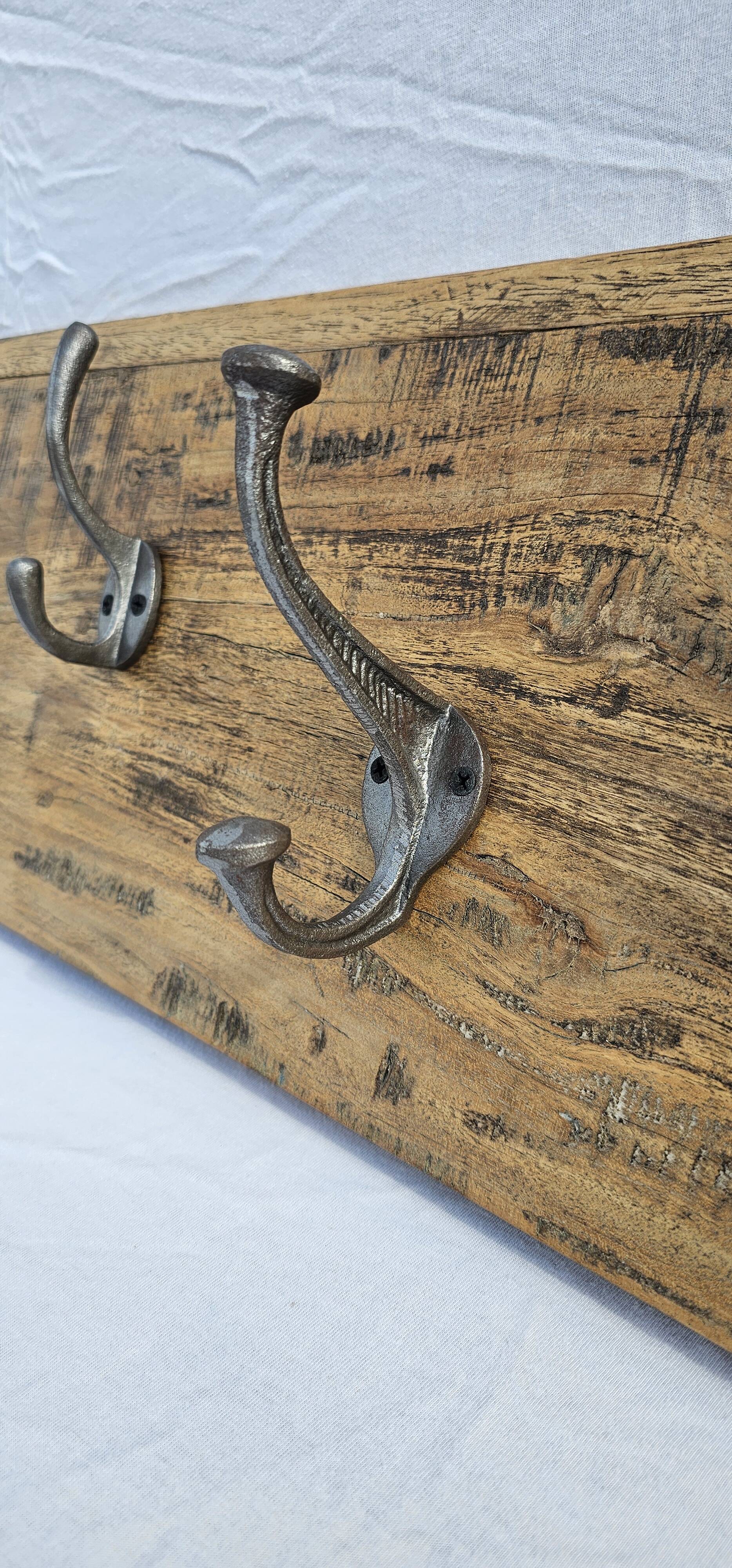 Teak coat rack with 10 double cast iron hooks